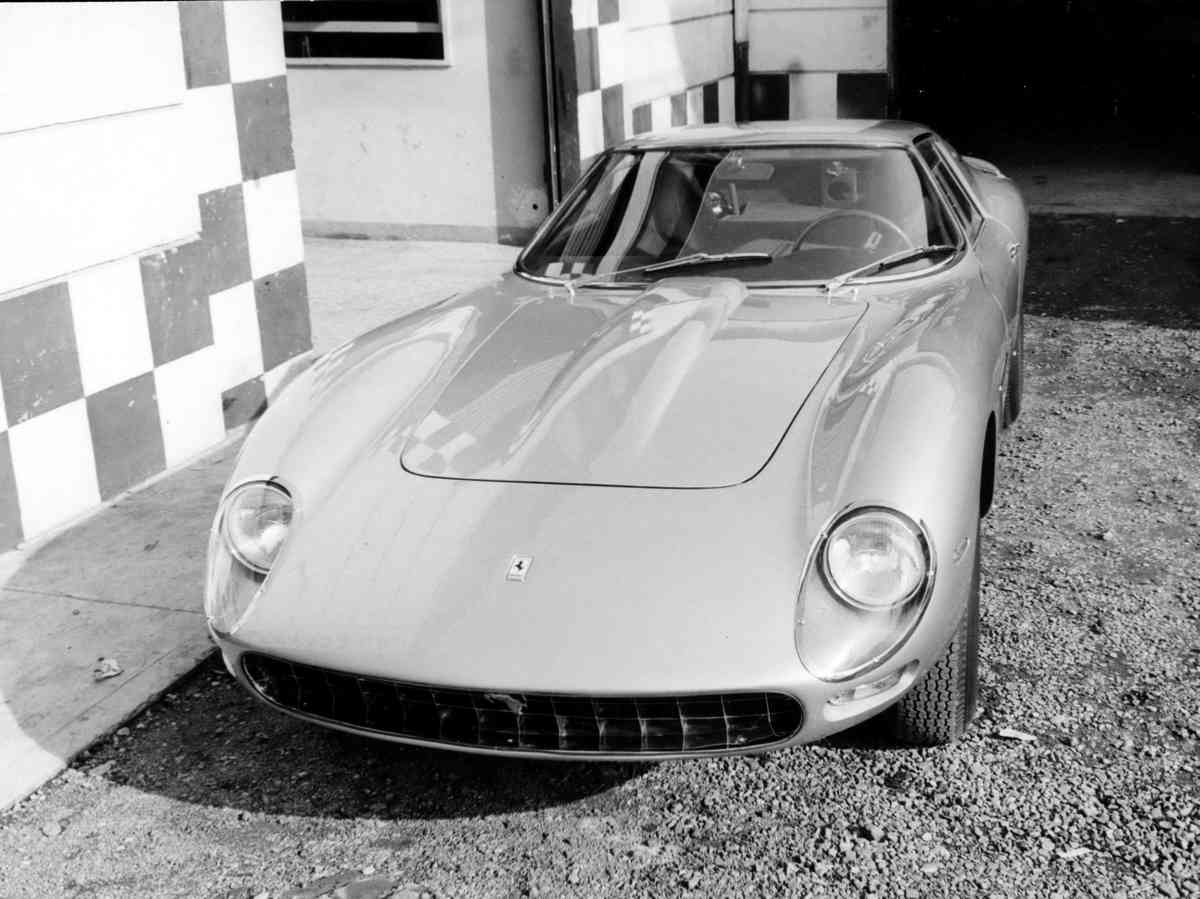 1960 ferrari 250 gt. botti & pincelli photo agency in modena, credit massini archive.