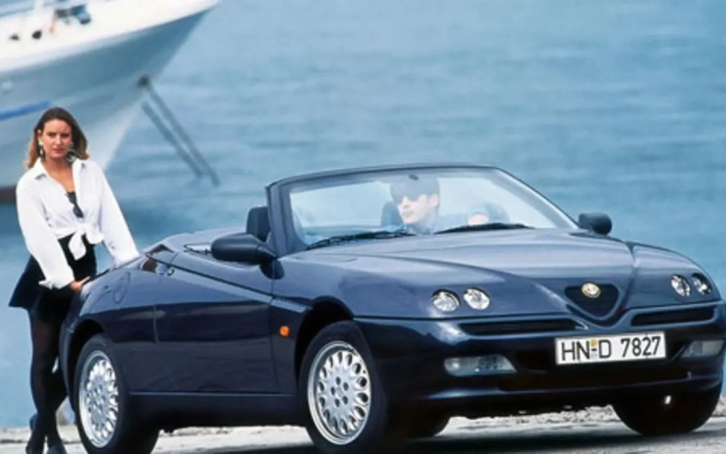 alfa romeo spider