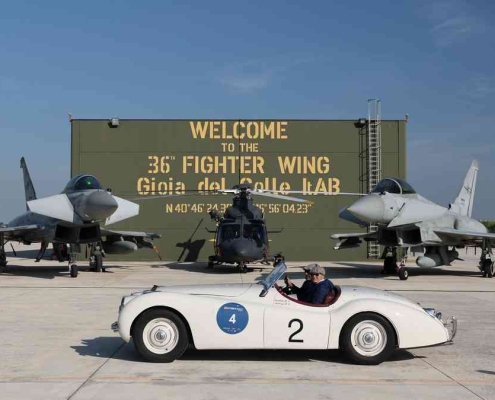 Passaggio all'aeroporto militare di Gioia del Colle